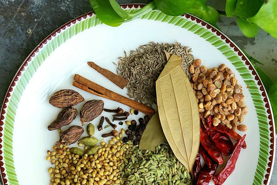 Spices & Pulses